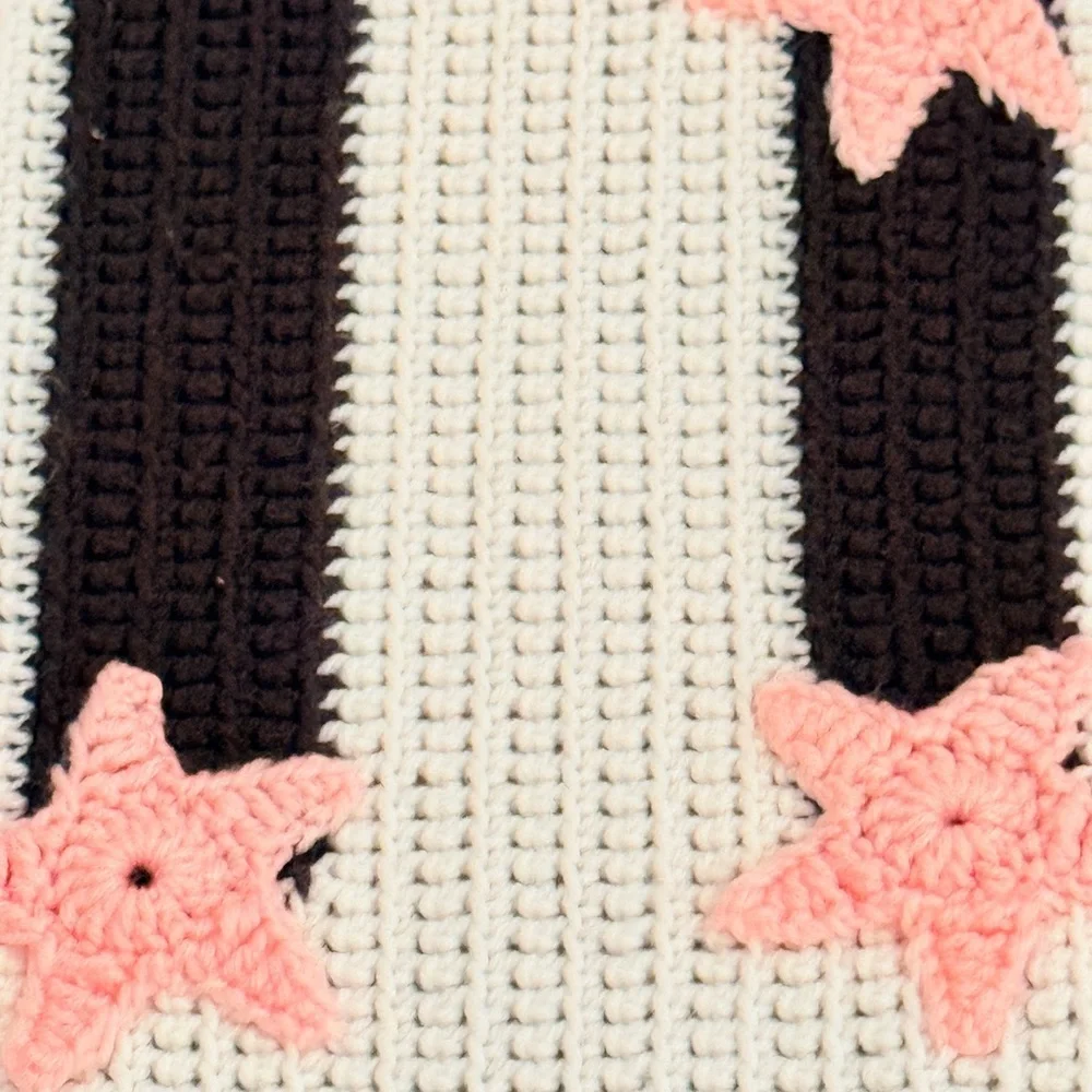 Handmade White, Black & Pink Star-Accent Knit Bed Throw 96x60”